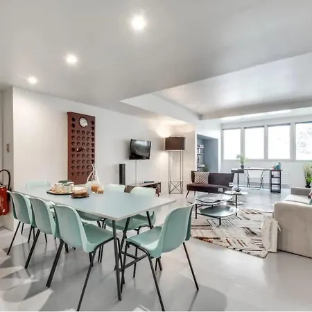 Modern And Bright 2bd For 11 Guests In Le Marais! *