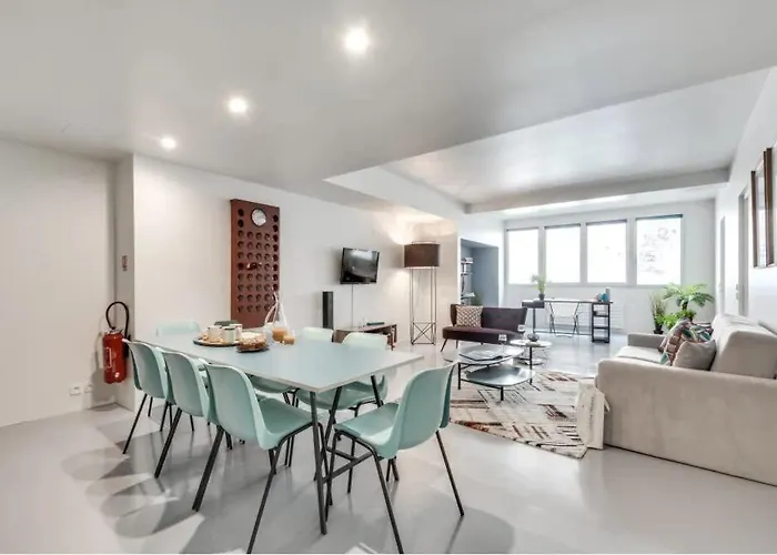 Modern And Bright 2bd For 11 Guests In Le Marais! *